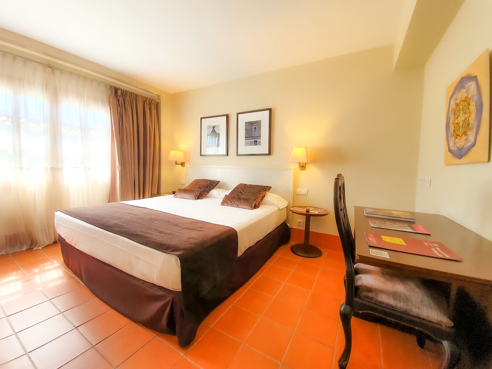 Standard Room - Photo 2