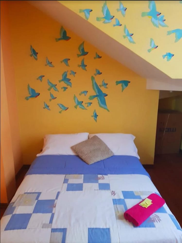 Basic Double Room, 1 Double Bed, Shared Bathroom photo 2