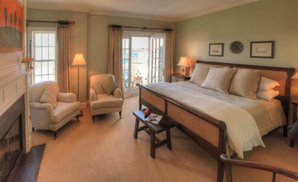Room, Private Bathroom (Room 07 -Seaside 2nd FL King)
