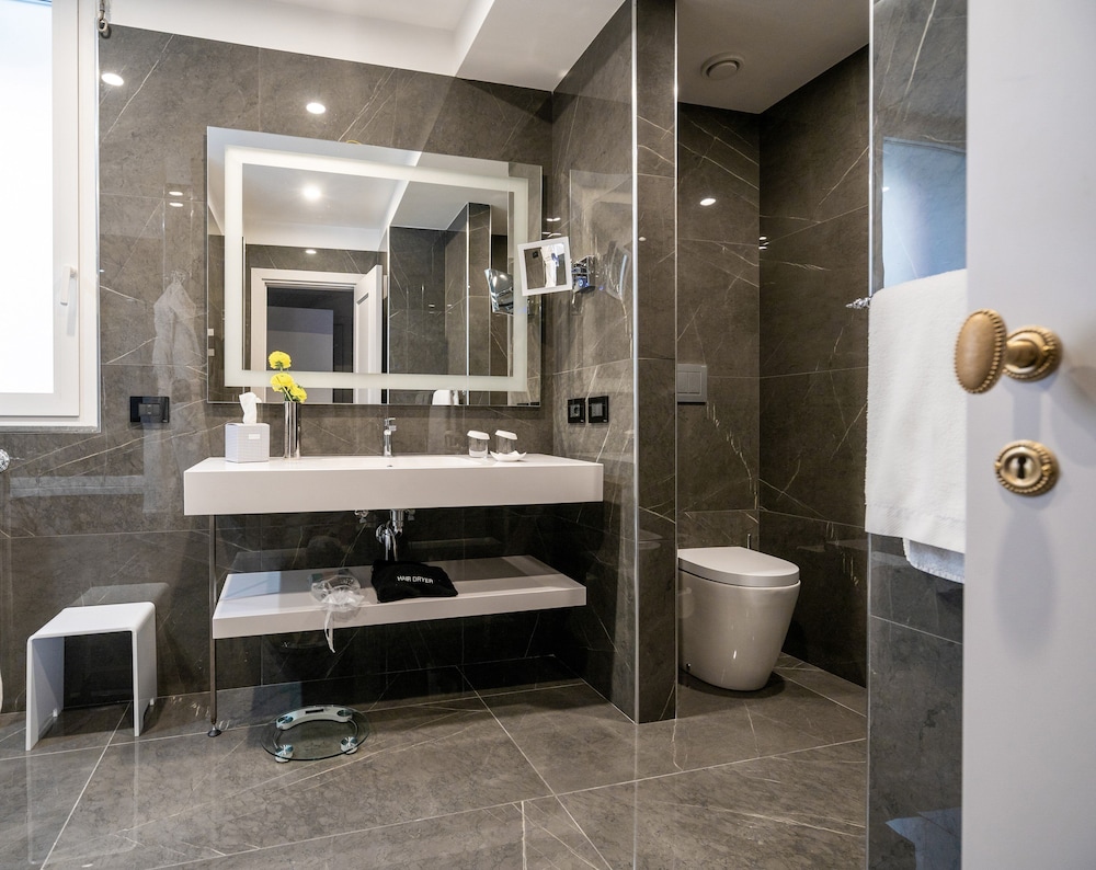 Junior Suite, Sea View photo 2