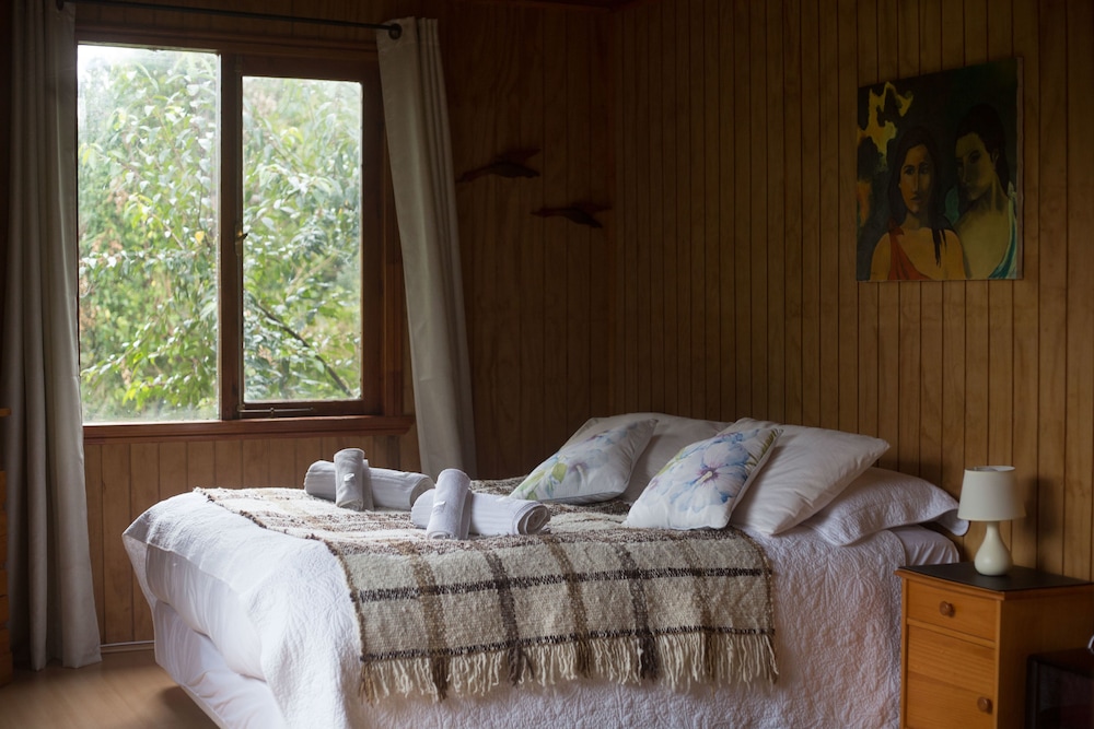 Exclusive Cabin, Oceanfront photo 1