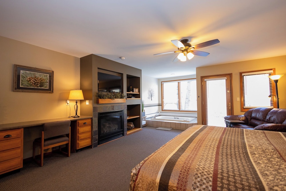 Suite, 1 King Bed (Spa)