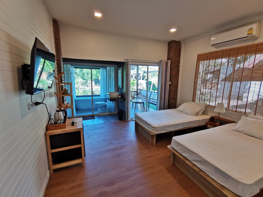 Superior Room, Garden View photo 2