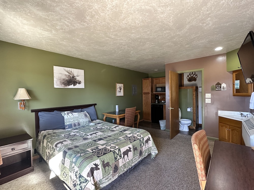 Standard Cabin, 1 Queen Bed