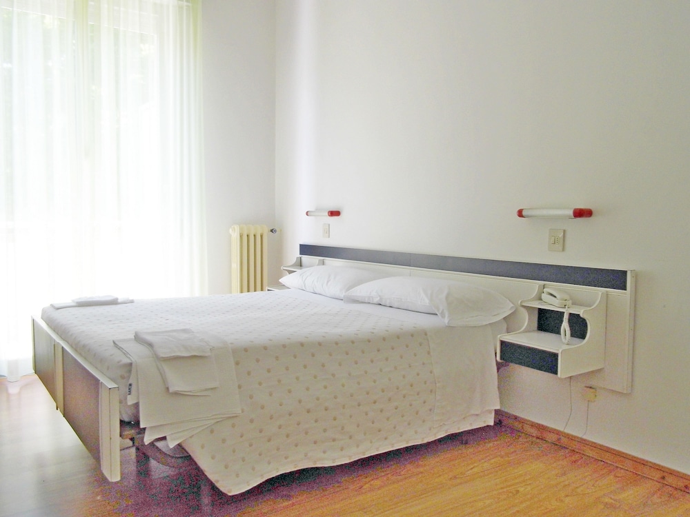 Double Room Single Use