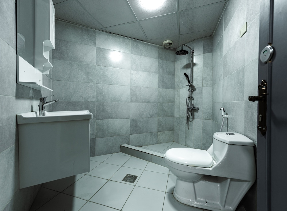 Studio Suite photo 2
