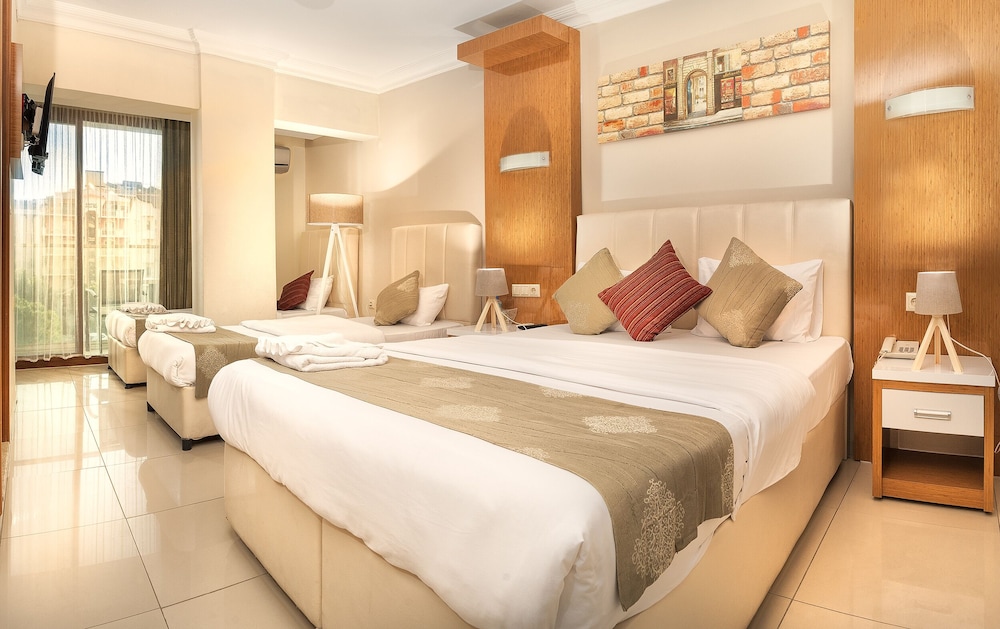 Standard Room, City View