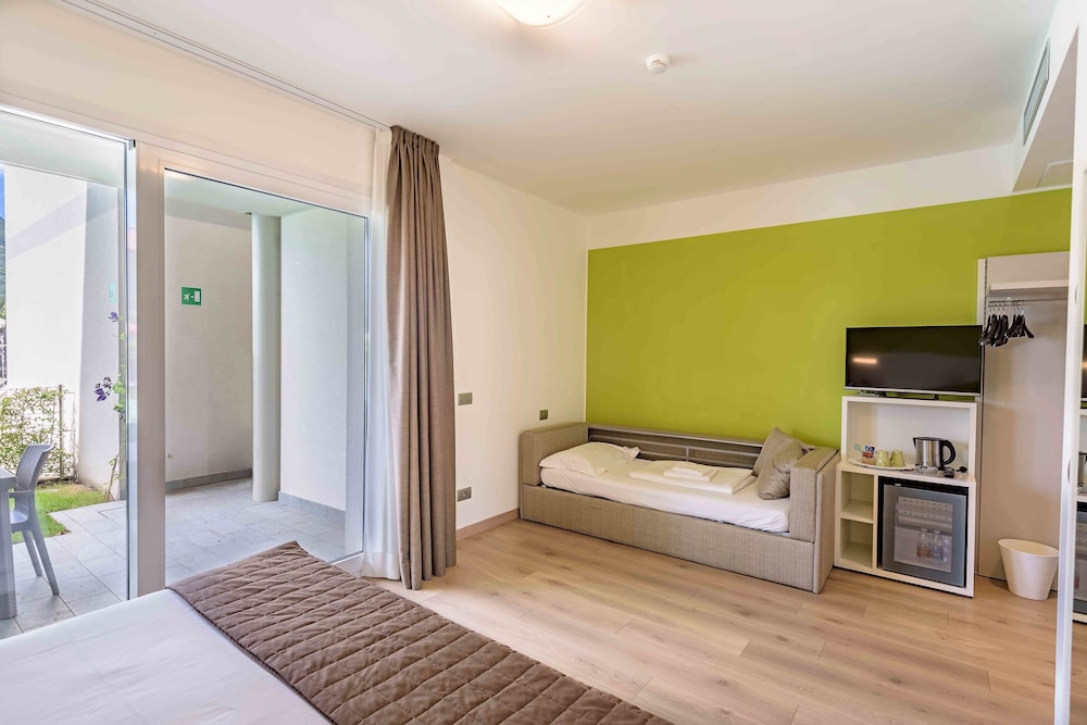 Comfort Triple Room photo 3