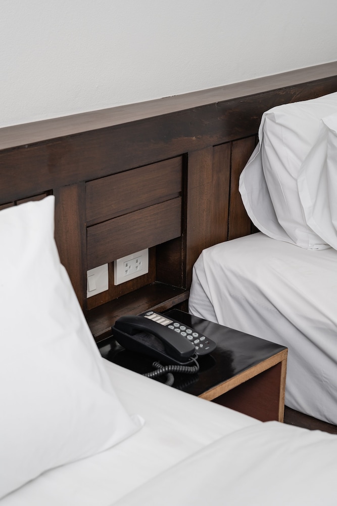 Deluxe Twin Room with Mountain View photo 2