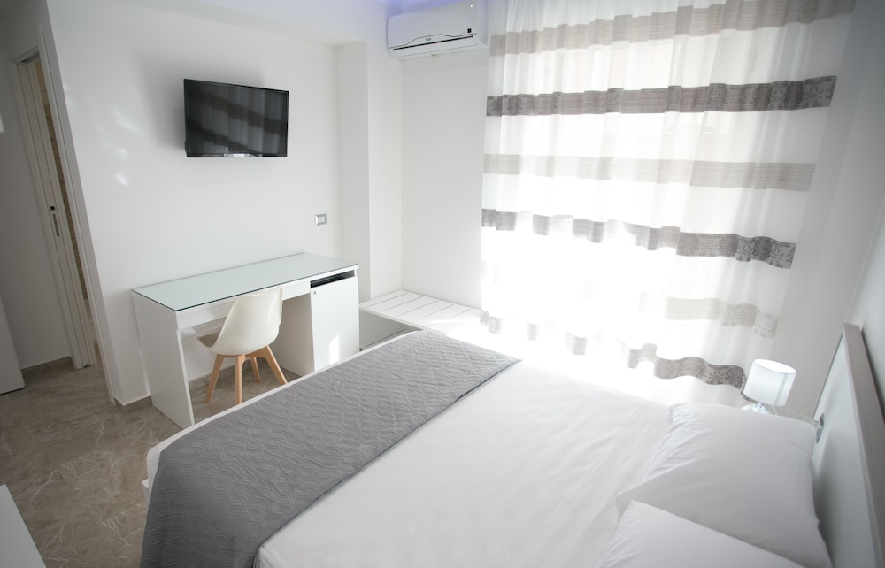 Deluxe Double Room, City View photo 2