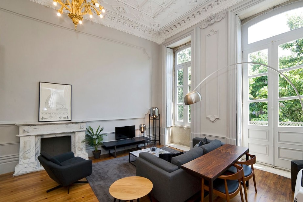 Royal Apartment