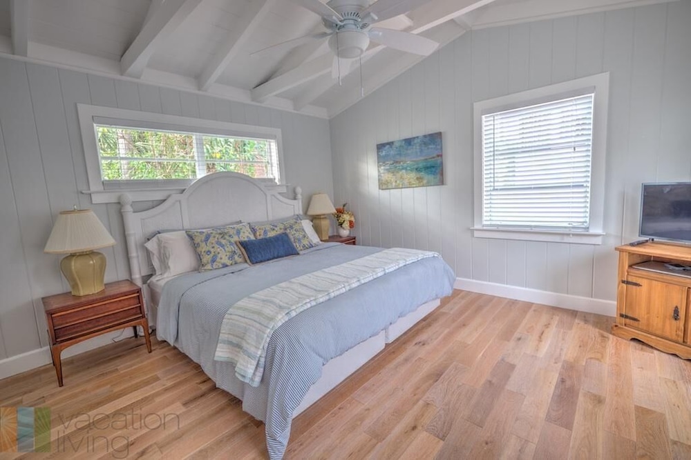 House, Multiple Beds (SeaGrape Cottage) photo 1