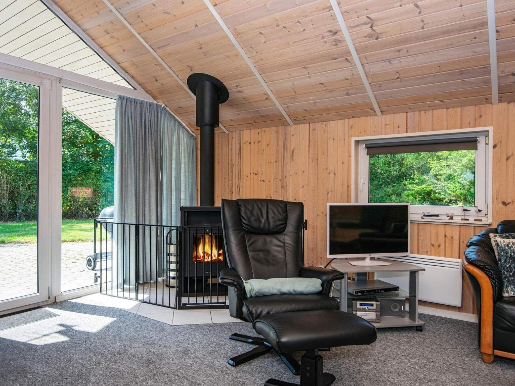 Four-Bedroom Vacation Home photo 1