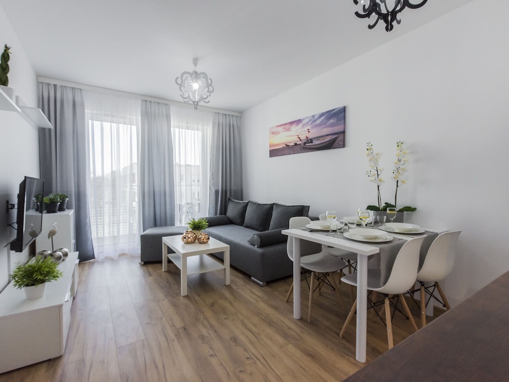 Apartment (Solna C408)