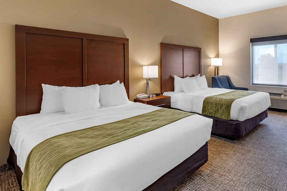 Room, 2 Queen Beds, Accessible, Non Smoking - Photo 1