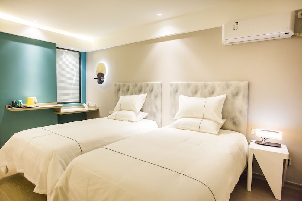 Business Twin Room (B) photo 2