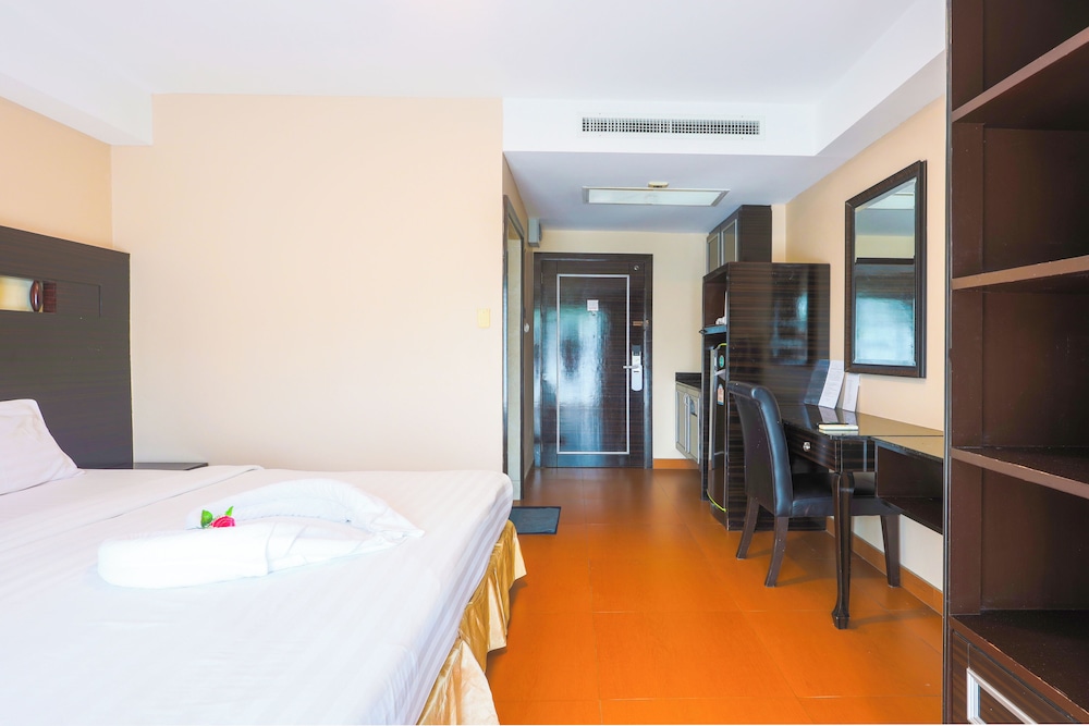 Deluxe Double Room photo 3