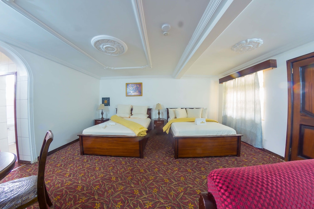 Standard Twin Room photo 3