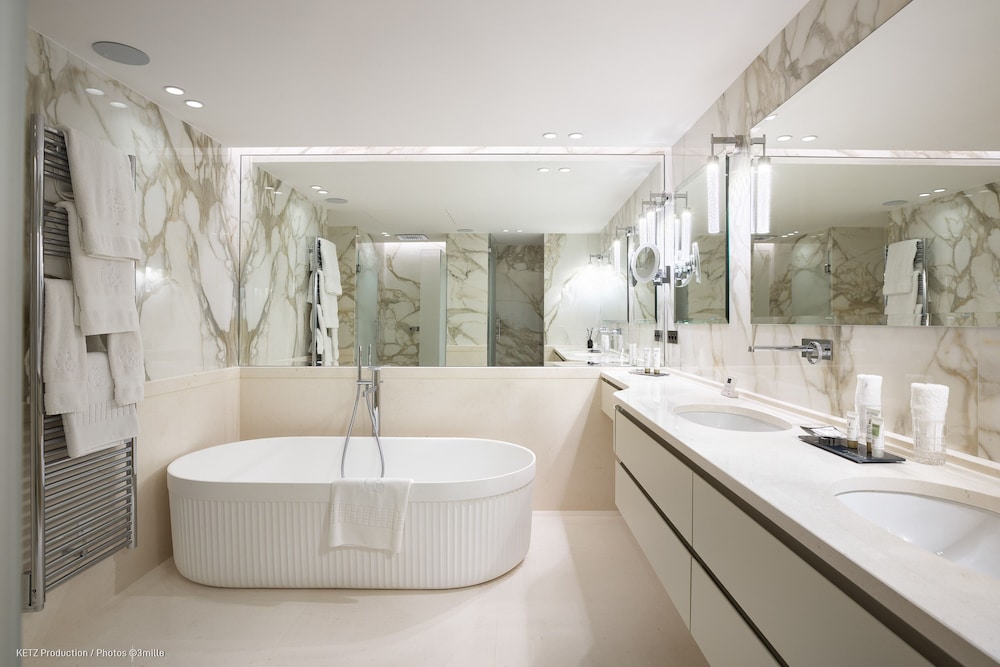 Presidential Suite, 4 Bedrooms photo 2