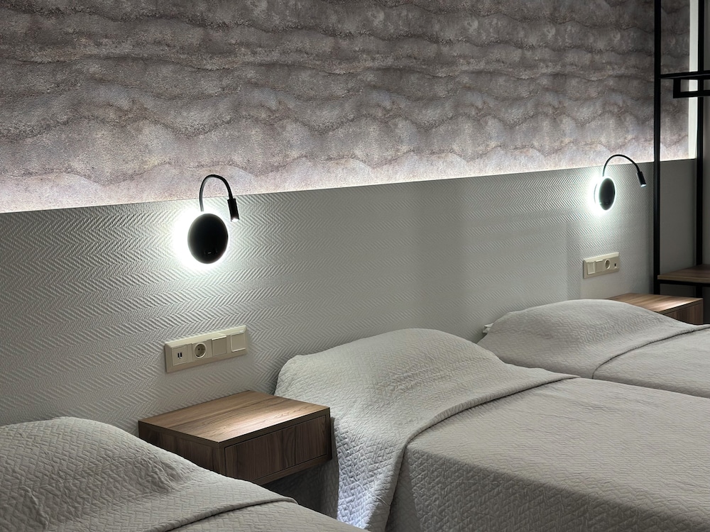 Triple Room, City View photo 1