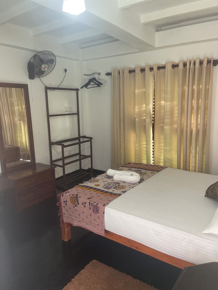 Deluxe Double Room, Lake View photo 1