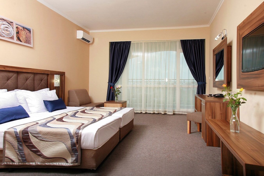 Comfort Double Room, City View photo 2