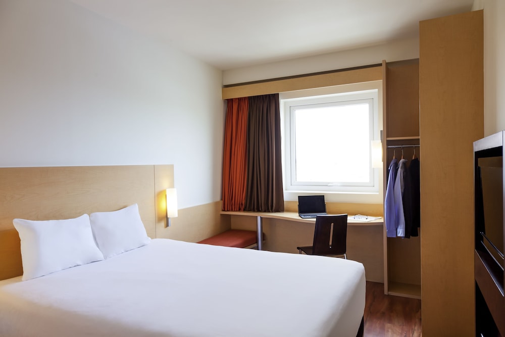 Superior Room, 1 Double Bed with Sofa bed - Photo 9