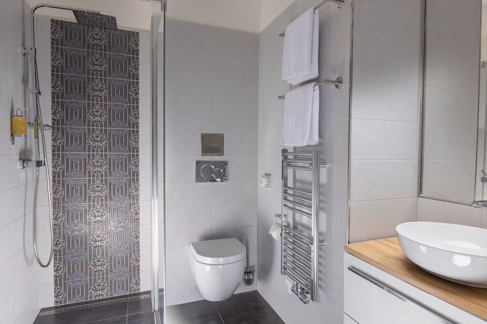 Family Apartment, 2 Bedrooms thumbnail 5