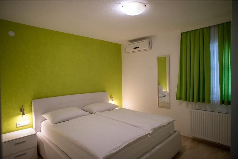Studio Suite photo 1