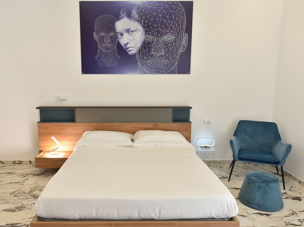 Deluxe Apartment, 1 Bedroom, Annex Building - Photo 4