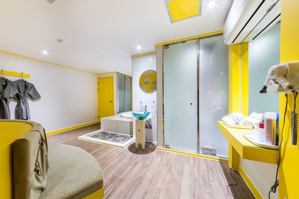 Royal Suite photo 3