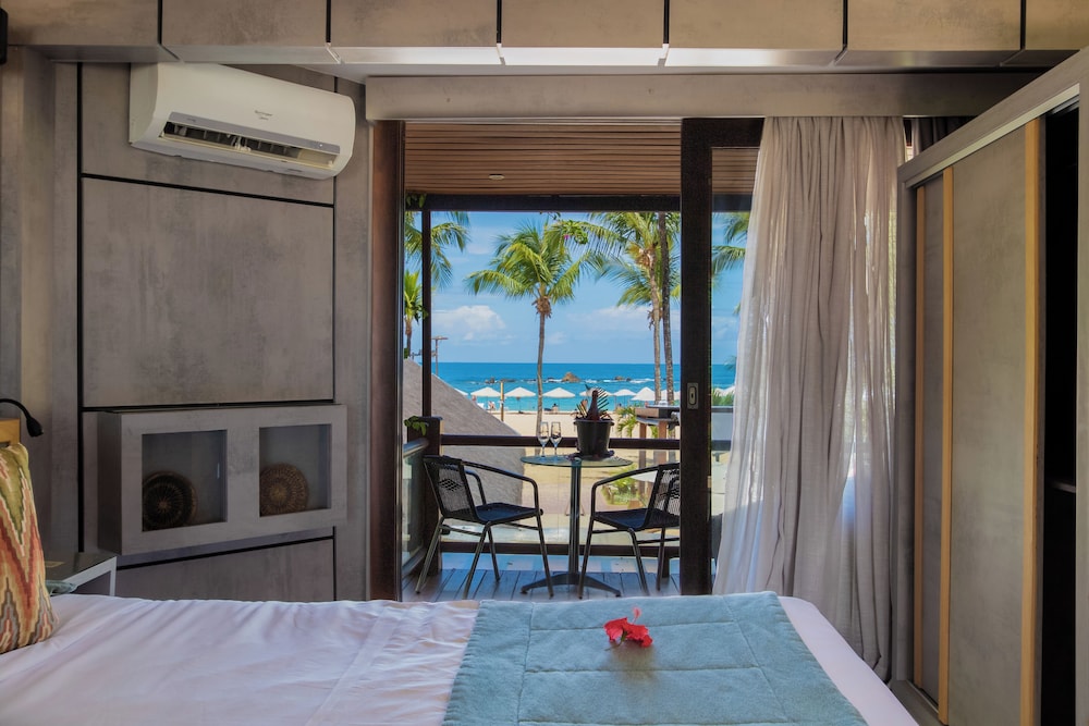 Quarto Frente Mar Varanda