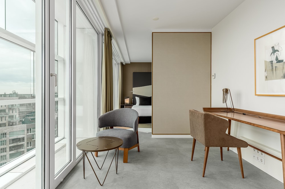 Executive Double Room - Photo 9