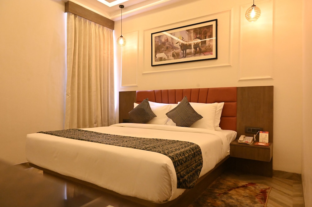 Deluxe Room - Photo 1
