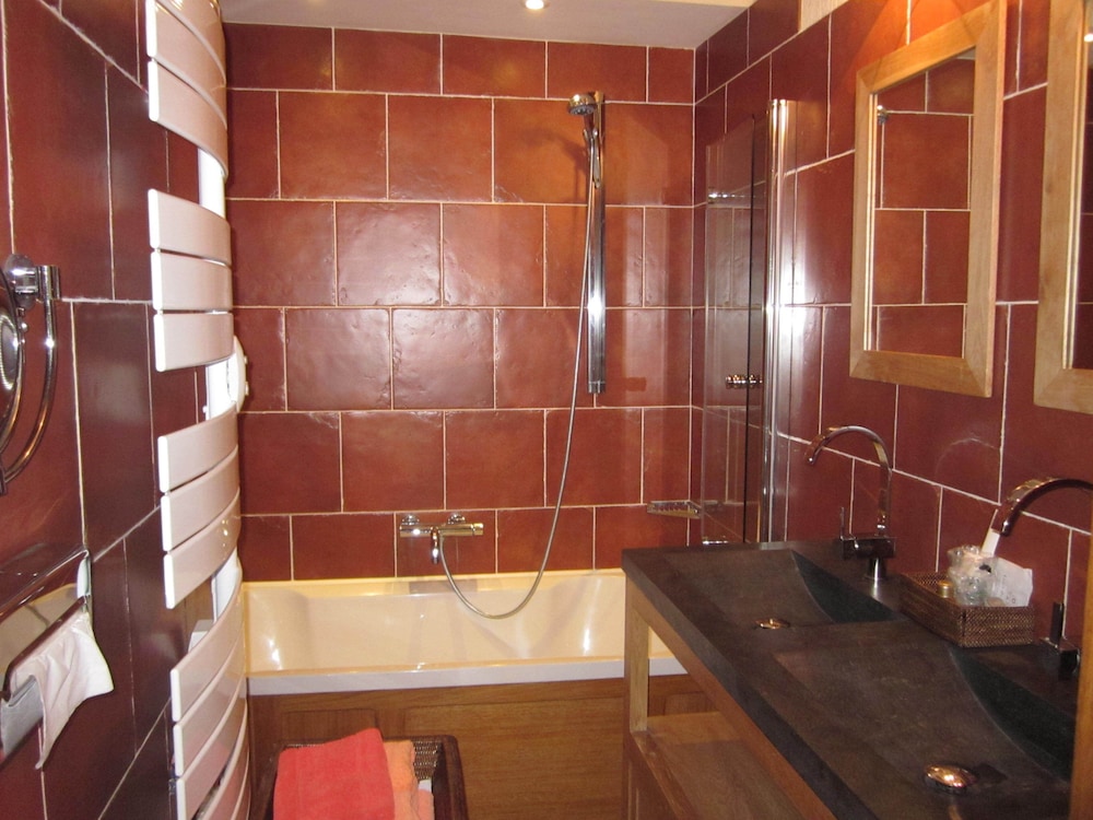 Superior Triple Room photo 2