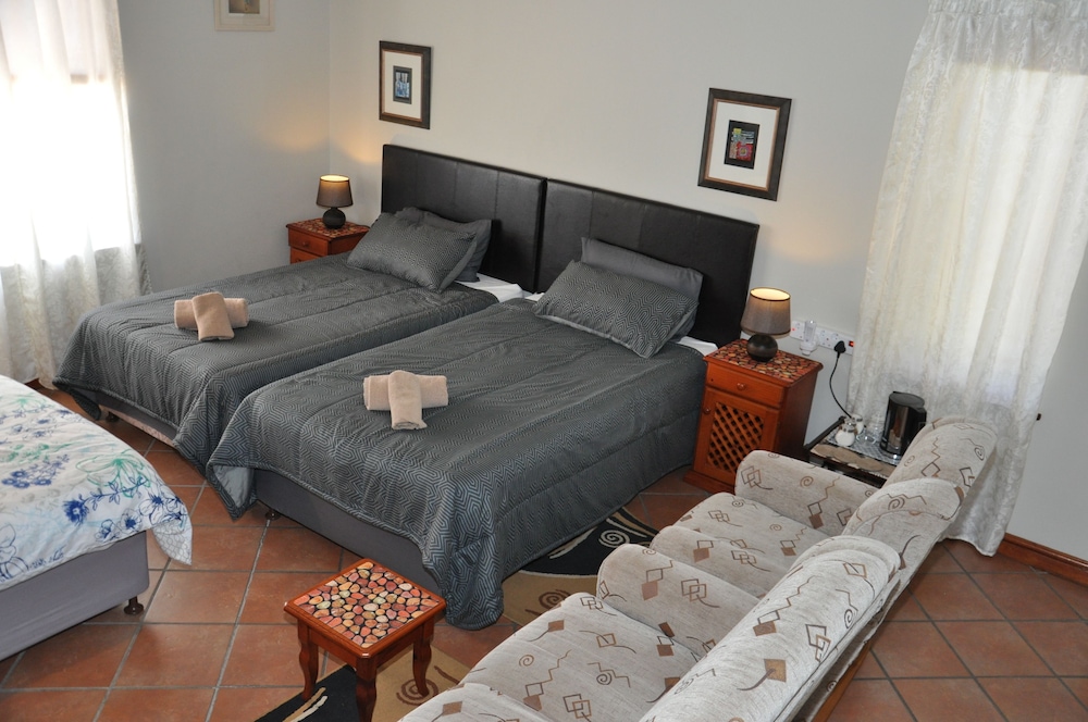 Quadruple Room (First Floor) photo 2