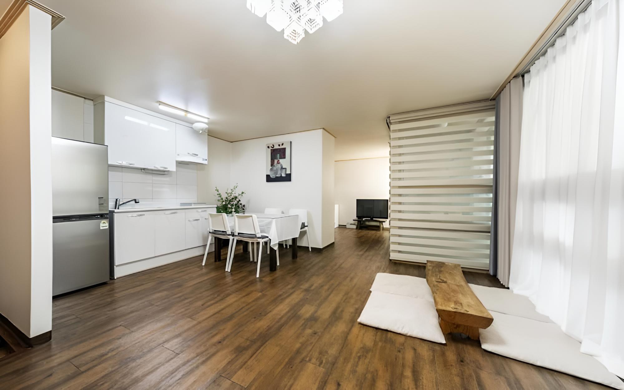 Room (Self-operated (large jet spa for 6 or)