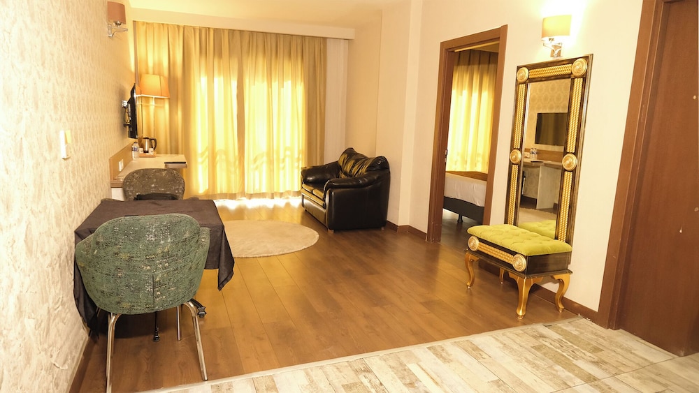 Business Room