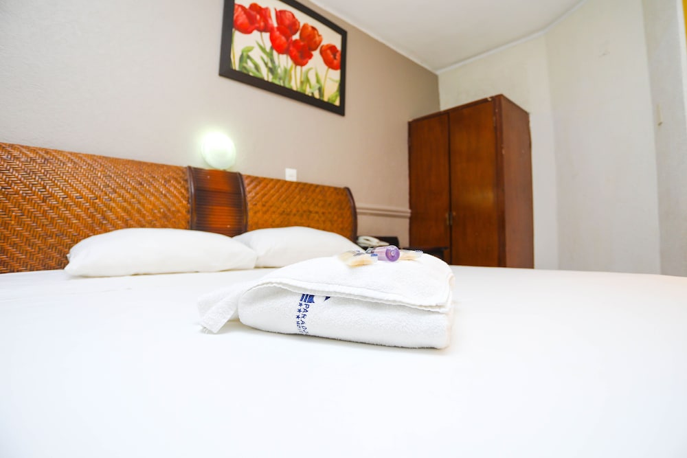 Standard Room, 1 Double Bed - Photo 8