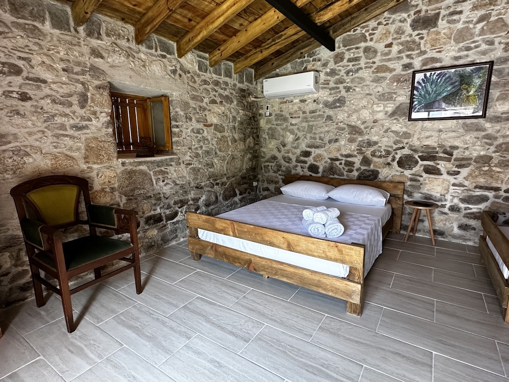 Comfort Room photo 1