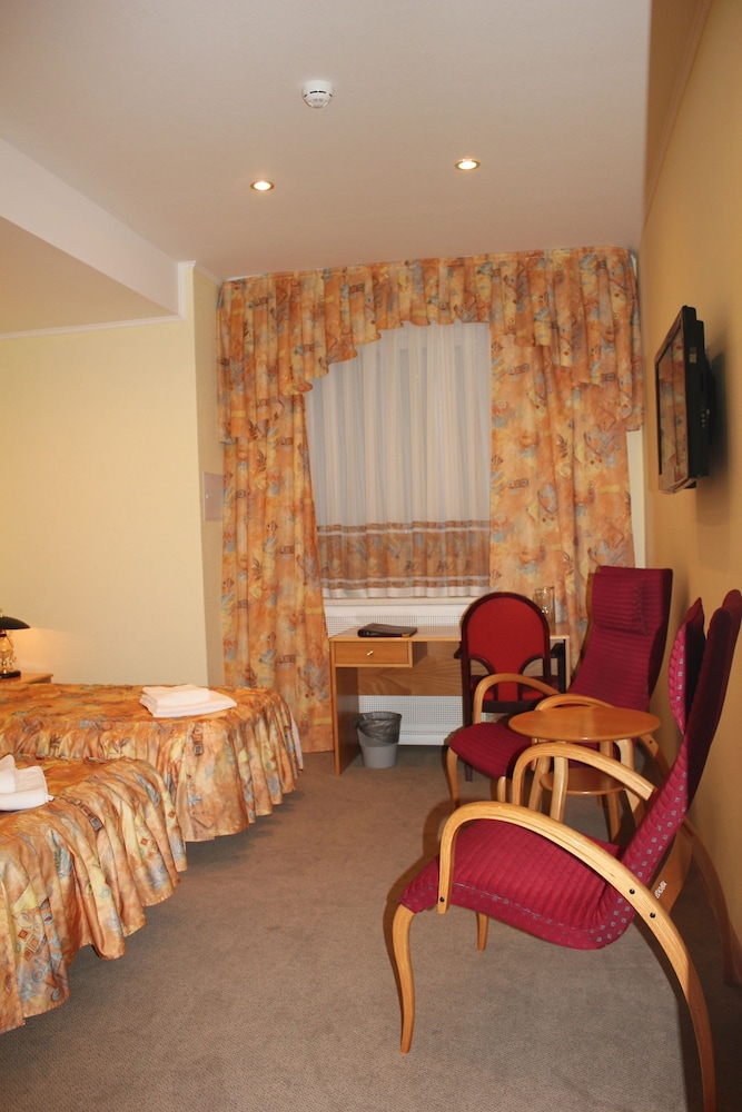 Superior Twin Room photo 2