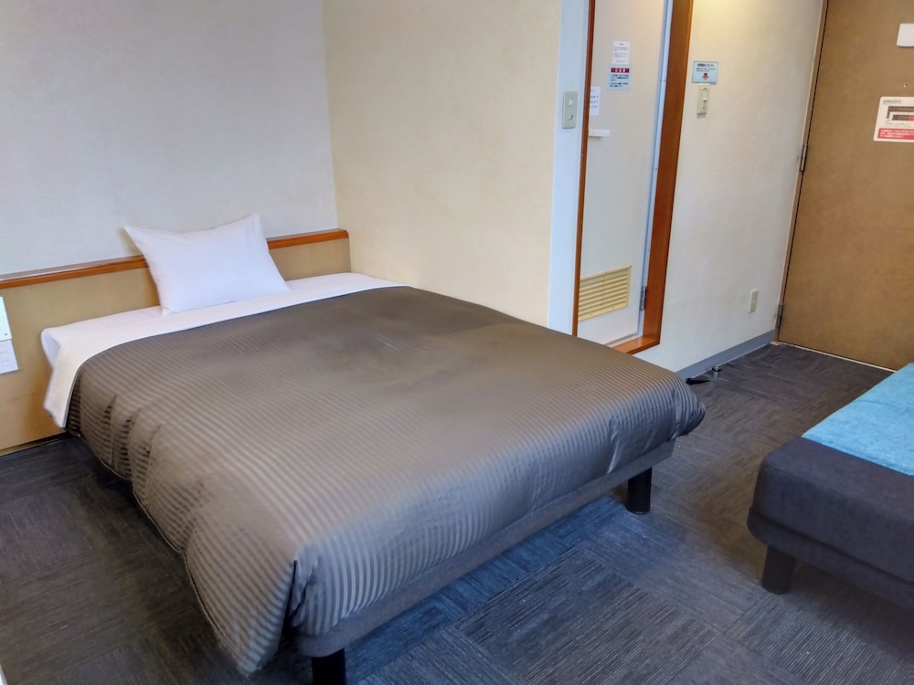 Basic Double Room, Smoking photo 2