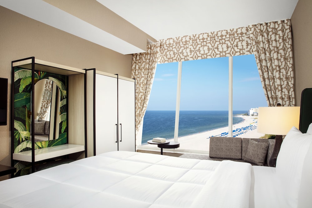 Penthouse photo 3