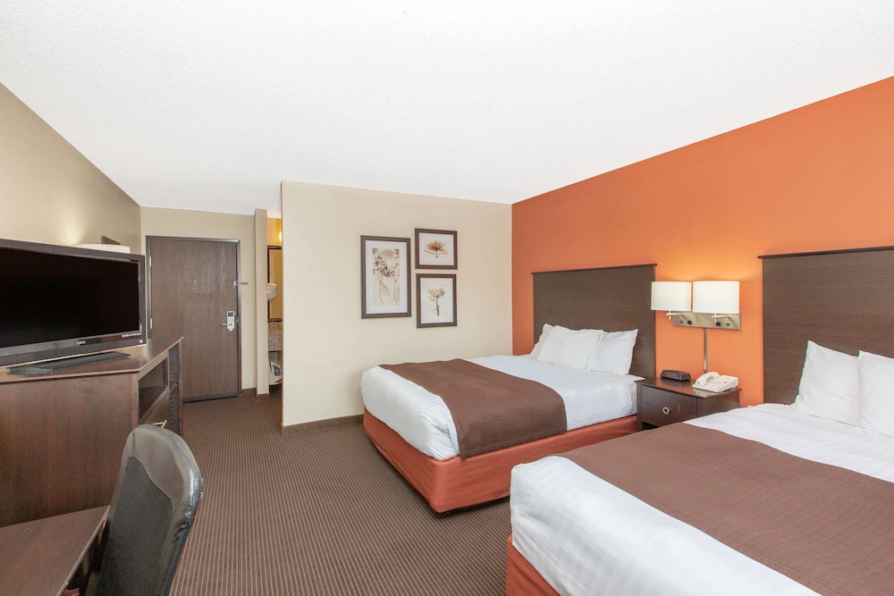 Room, 2 Queen Beds, Accessible, Non Smoking photo 1