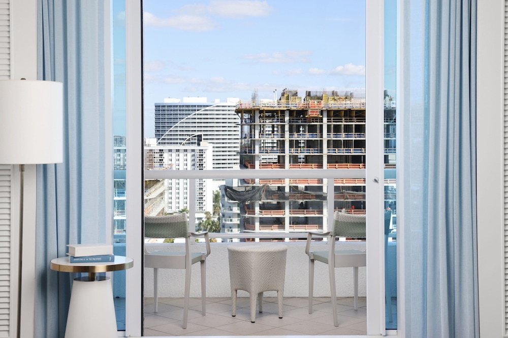 Suite, 1 Bedroom (Intracoastal) - Photo 3