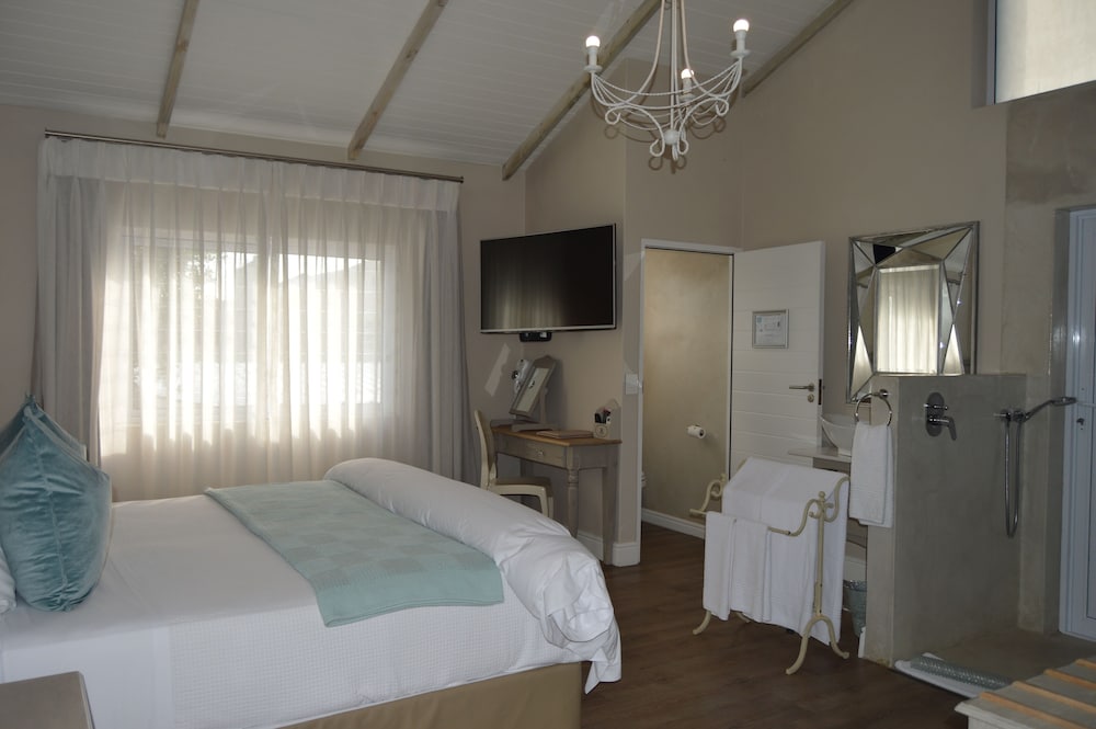 Standard Room photo 1