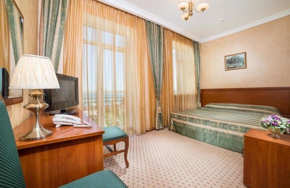 Standard Double or Twin Room photo 1