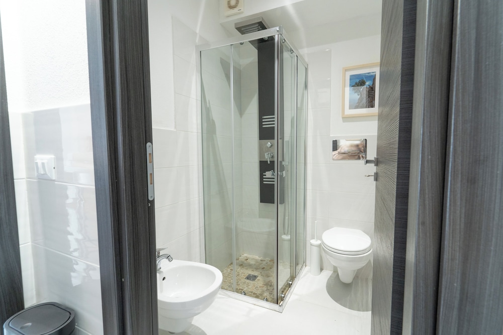 Villa photo 2