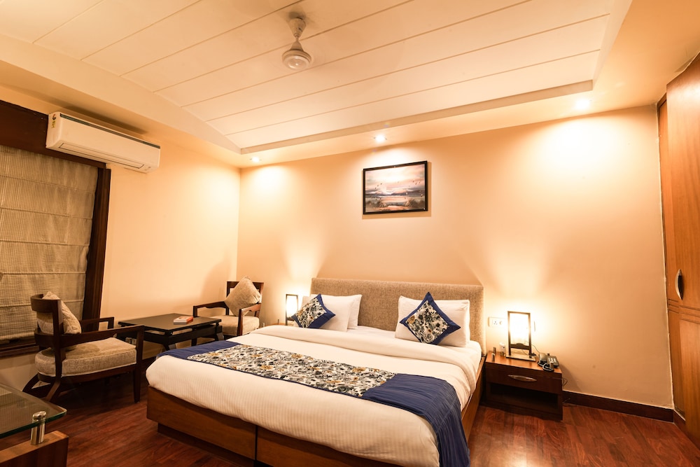 Deluxe Room - Photo 3