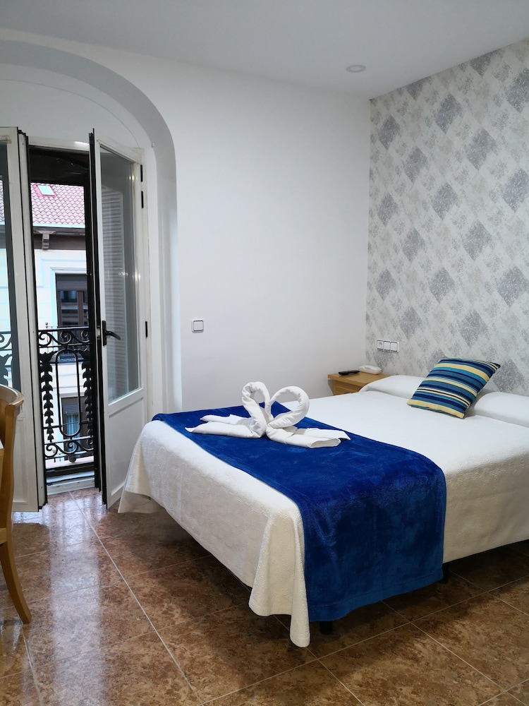 Habitación Doble con Vista a la Ciudad